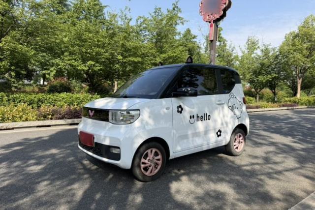 Used Wuling Hongguang MINIEV 2020 Freedom Version Lithium Iron Phosphate