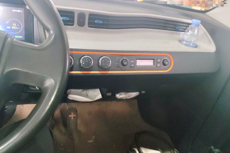 Used Wuling Hongguang MINIEV 2020 Freedom Version Lithium Iron Phosphate Audio And AC Panel