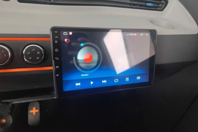 Used Wuling Hongguang MINIEV 2020 Zizai Version Lithium-NMC Audio And AC Panel
