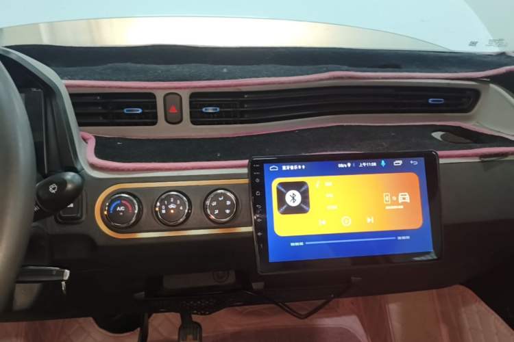 Used Wuling Hongguang MINIEV 2020 Freedom Version Lithium Iron Phosphate Audio And AC Panel