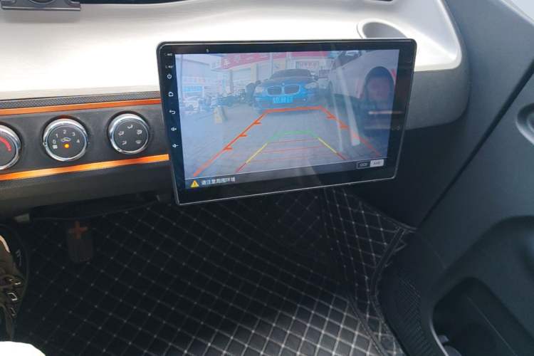 Used Wuling Hongguang MINIEV 2020 Enjoyment Model Lithium Iron Phosphate Audio And AC Panel