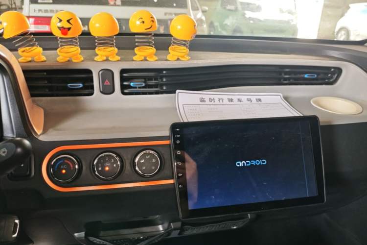 Used Wuling Hongguang MINIEV 2020 Enjoyment Model Lithium Iron Phosphate Audio And AC Panel