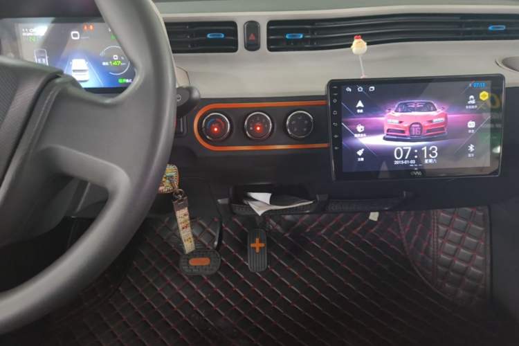 Used Wuling Hongguang MINIEV 2020 Enjoyment Model Lithium Iron Phosphate Audio And AC Panel
