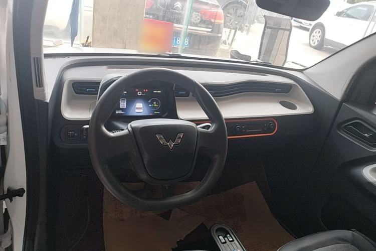 Used Wuling Hongguang MINIEV 2020 Enjoyment Model Lithium Iron Phosphate Center Console