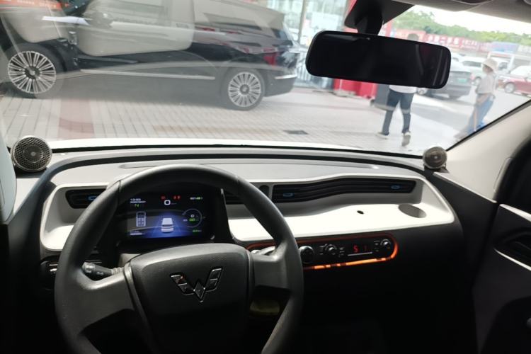 Used Wuling Hongguang MINIEV 2020 Enjoy Edition Lithium-Ion Battery Center Console
