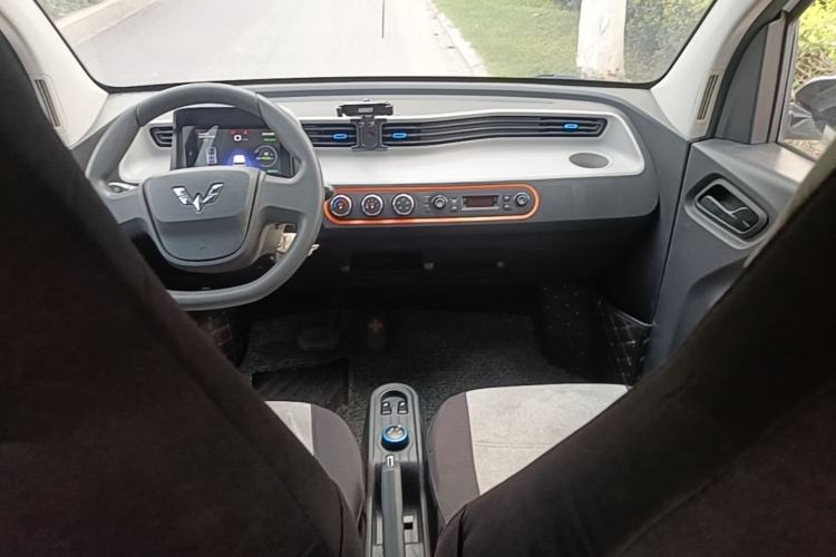 Used Wuling Hongguang MINIEV 2020 Enjoy Edition Lithium-Ion Battery Center Console