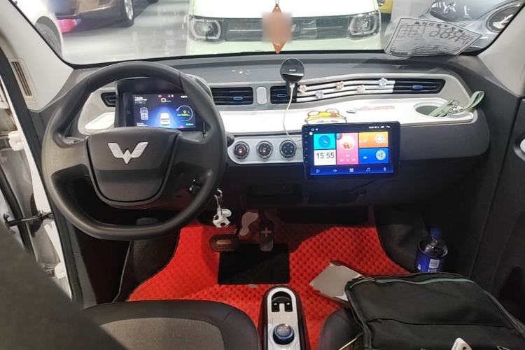 Used Wuling Hongguang MINIEV 2020 Zizai Version Lithium-NMC Center Console