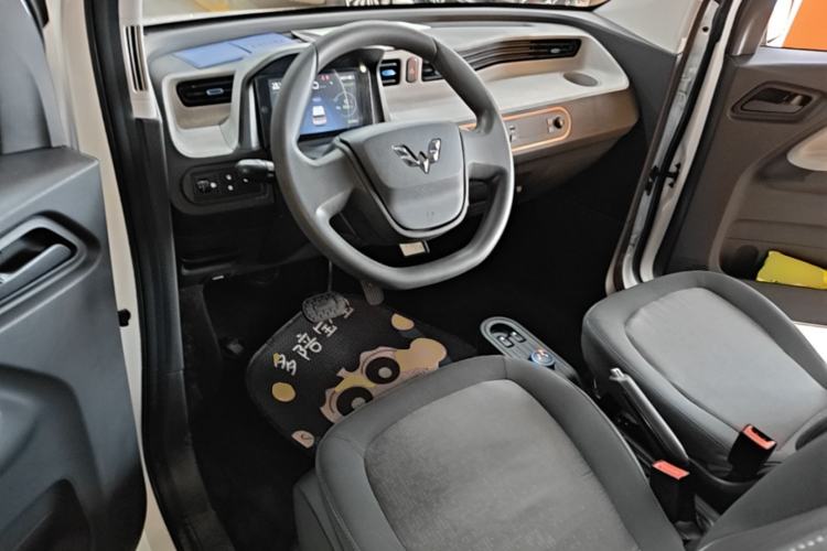 Used Wuling Hongguang MINIEV 2020 Zizai Version Lithium-NMC Center Console