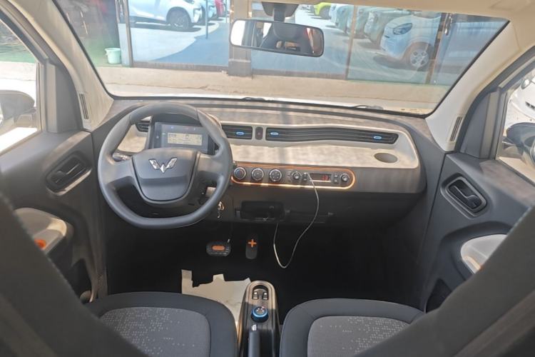 Used Wuling Hongguang MINIEV 2020 Easy Version Lithium-Ion Battery Center Console