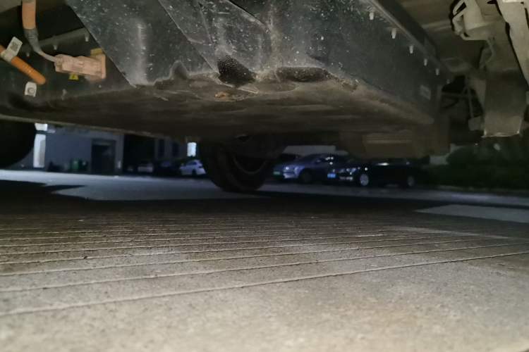 Used Wuling Hongguang MINIEV 2020 Zizai Version Lithium-NMC Chassis Front Left