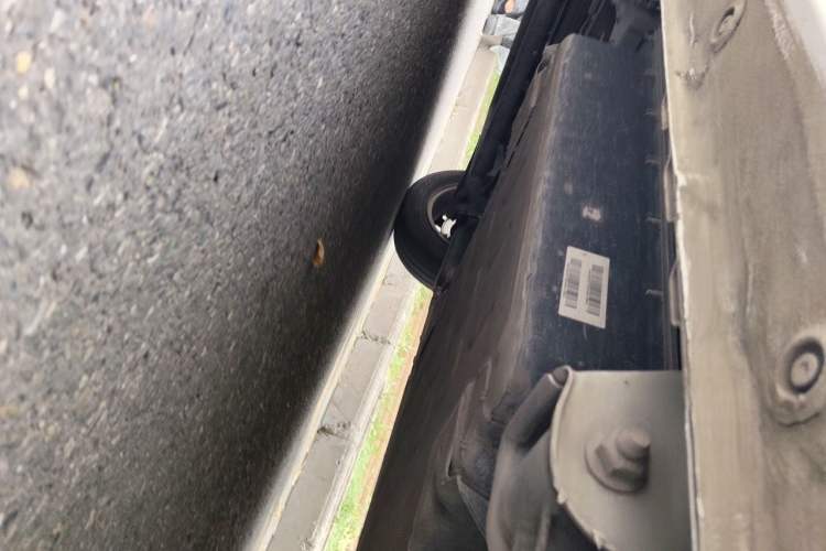Used Wuling Hongguang MINIEV 2020 Zizai Version Lithium-NMC Chassis Rear Left