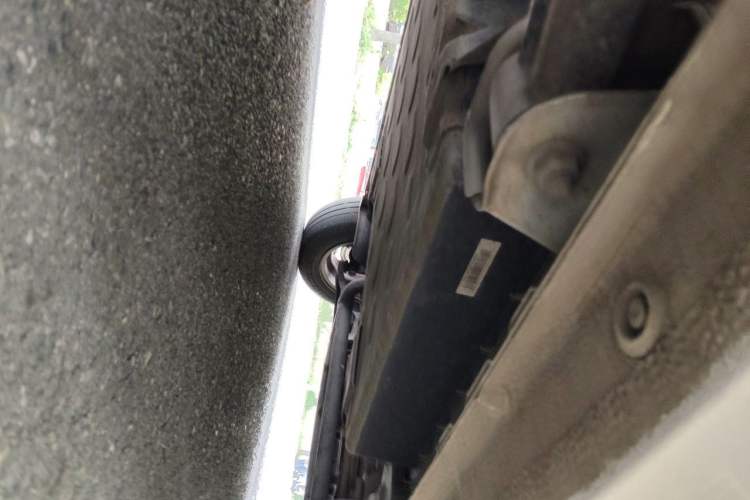 Used Wuling Hongguang MINIEV 2020 Zizai Version Lithium-NMC Chassis Rear Right