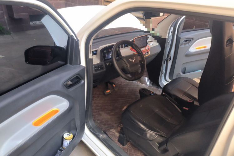 Used Wuling Hongguang MINIEV 2020 Freedom Version Lithium Iron Phosphate Driver Seat