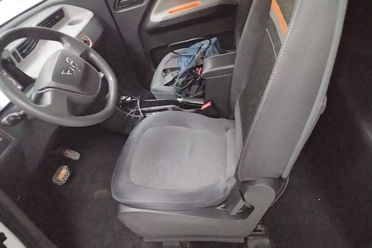Used Wuling Hongguang MINIEV 2020 Enjoyment Model Lithium Iron Phosphate Driver Seat