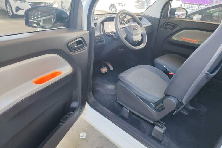 Used Wuling Hongguang MINIEV 2020 Enjoy Edition Lithium-Ion Battery Driver Seat