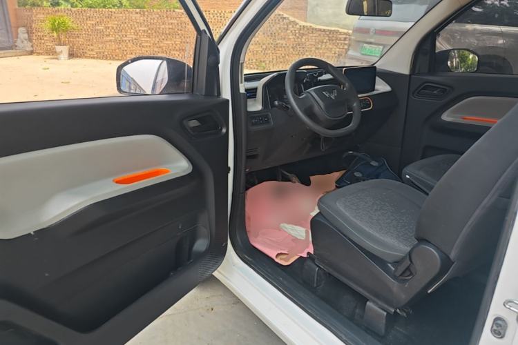 Used Wuling Hongguang MINIEV 2020 Freedom Version Lithium Iron Phosphate Driver Seat