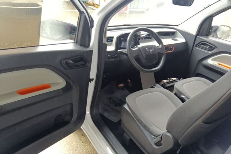 Used Wuling Hongguang MINIEV 2020 Enjoyment Model Lithium Iron Phosphate Driver Seat