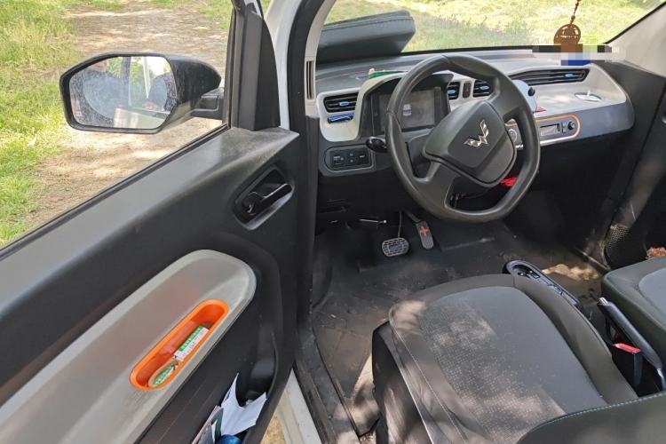 Used Wuling Hongguang MINIEV 2020 Enjoyment Model Lithium Iron Phosphate Driver Seat