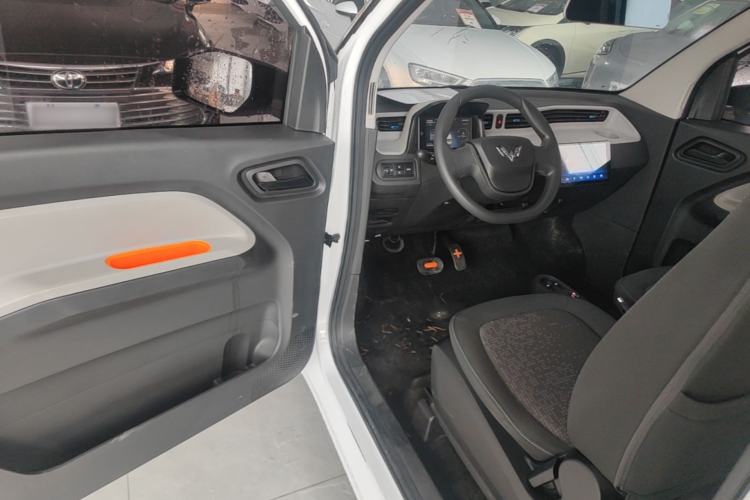 Used Wuling Hongguang MINIEV 2020 Zizai Version Lithium-NMC Driver Seat