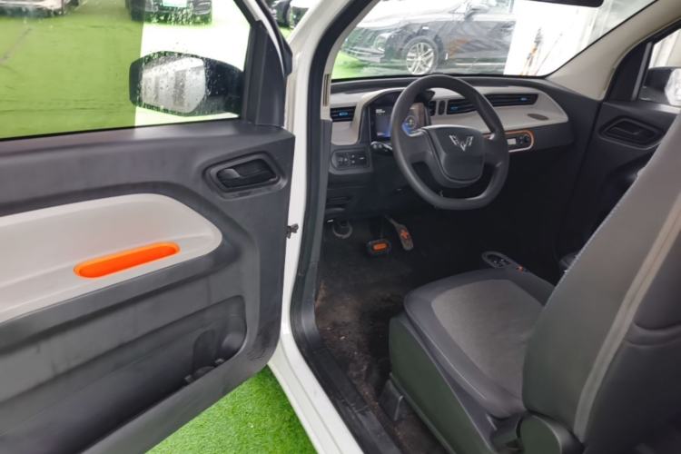 Used Wuling Hongguang MINIEV 2020 Enjoyment Model Lithium Iron Phosphate Driver Seat