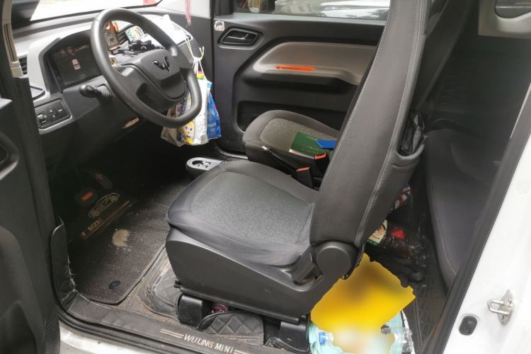 Used Wuling Hongguang MINIEV 2020 Freedom Version Lithium Iron Phosphate Driver Seat