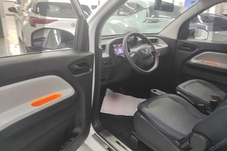 Used Wuling Hongguang MINIEV 2020 Enjoyment Model Lithium Iron Phosphate Driver Seat