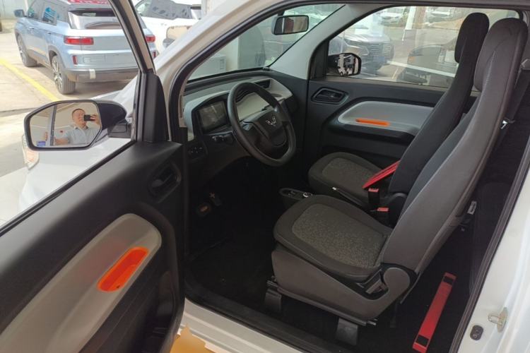 Used Wuling Hongguang MINIEV 2020 Zizai Version Lithium-NMC Driver Seat