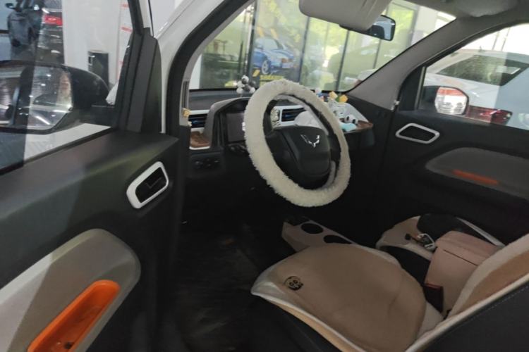 Used Wuling Hongguang MINIEV 2020 Enjoy Edition Lithium-Ion Battery Driver Seat
