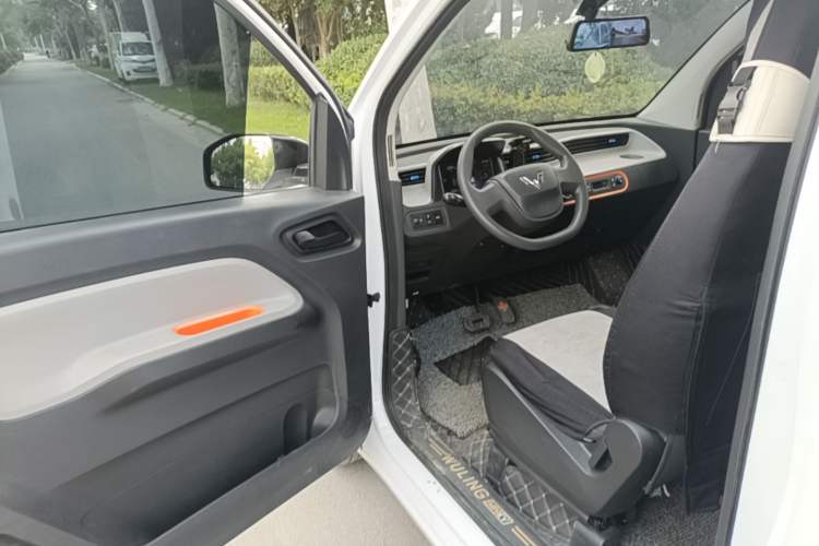 Used Wuling Hongguang MINIEV 2020 Enjoy Edition Lithium-Ion Battery Driver Seat