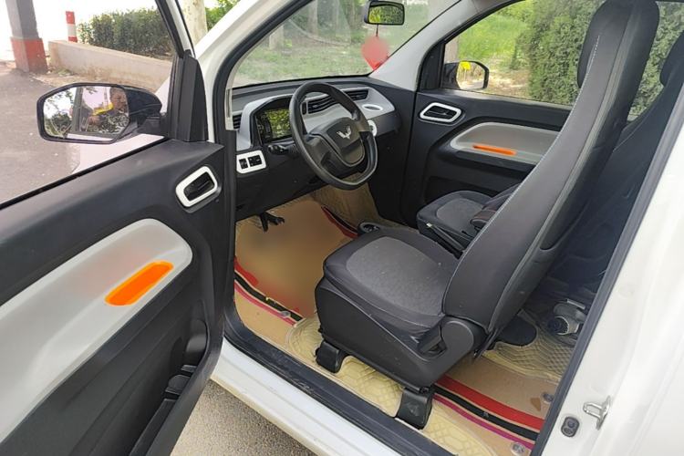Used Wuling Hongguang MINIEV 2020 Freedom Version Lithium Iron Phosphate Driver Seat