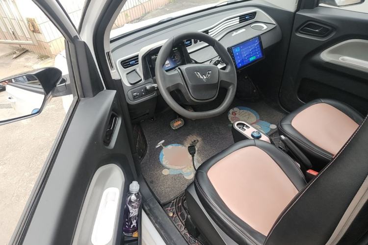 Used Wuling Hongguang MINIEV 2020 Enjoyment Model Lithium Iron Phosphate Driver Seat