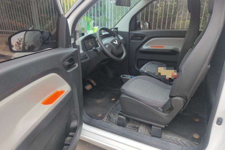 Used Wuling Hongguang MINIEV 2020 Enjoyment Model Lithium Iron Phosphate Driver Seat