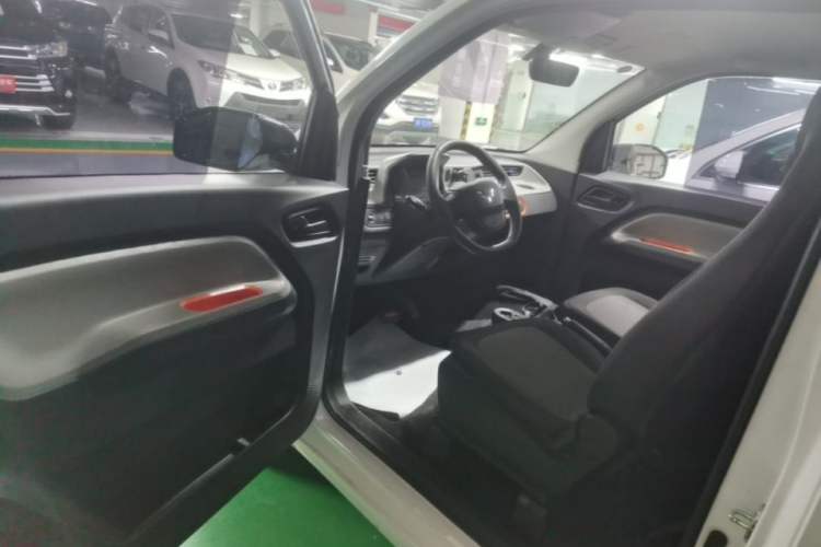 Used Wuling Hongguang MINIEV 2020 Freedom Version Lithium Iron Phosphate Driver Seat