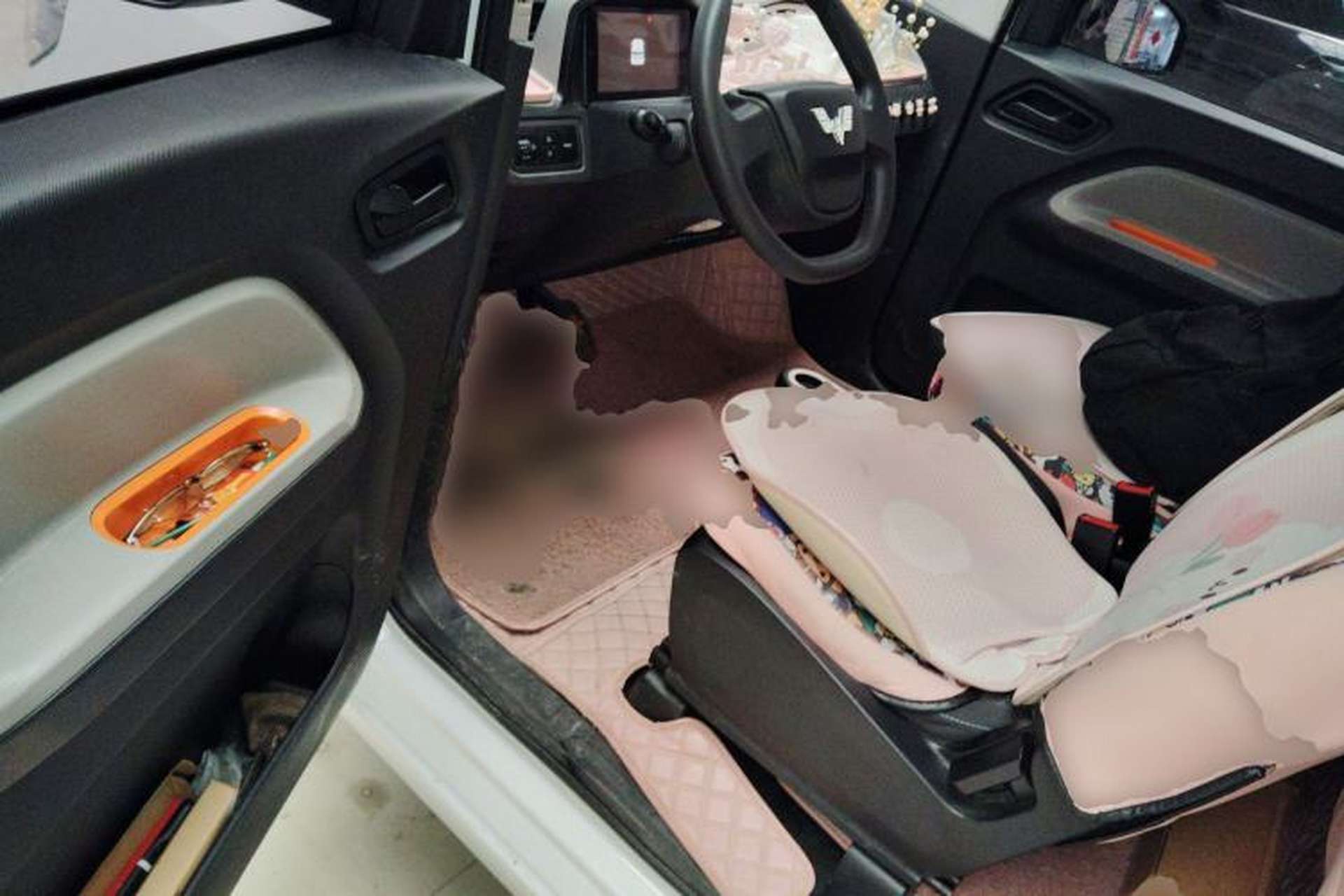 Used Wuling Hongguang MINIEV 2020 Zizai Version Lithium-NMC Driver Seat