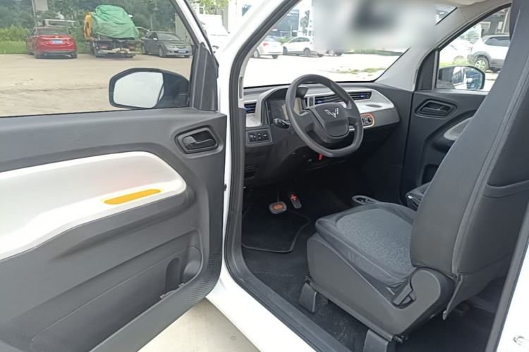 Used Wuling Hongguang MINIEV 2020 Enjoyment Model Lithium Iron Phosphate Driver Seat
