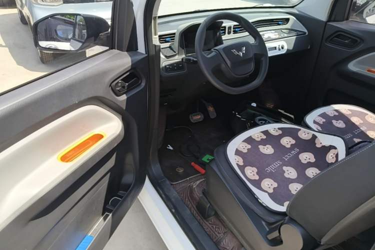 Used Wuling Hongguang MINIEV 2020 Enjoyment Model Lithium Iron Phosphate Driver Seat