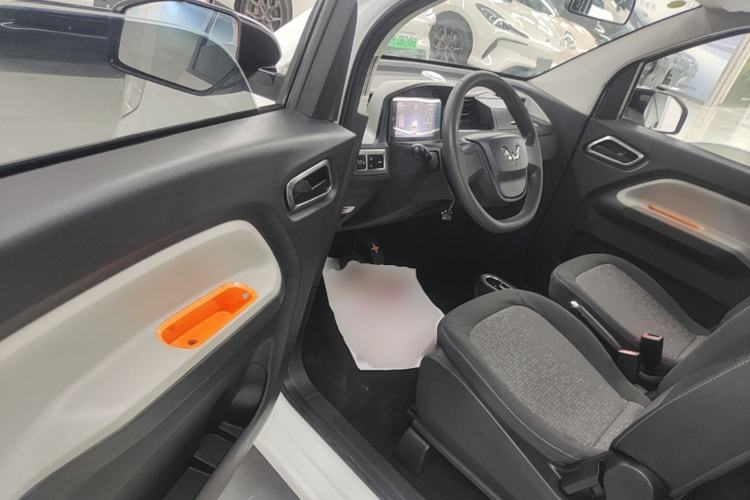Used Wuling Hongguang MINIEV 2020 Enjoyment Model Lithium Iron Phosphate Driver Seat