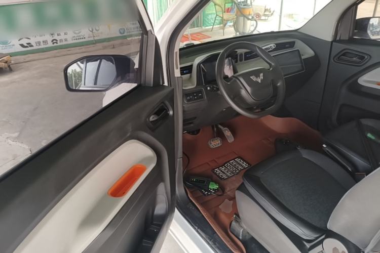 Used Wuling Hongguang MINIEV 2020 Freedom Version Lithium Iron Phosphate Driver Seat