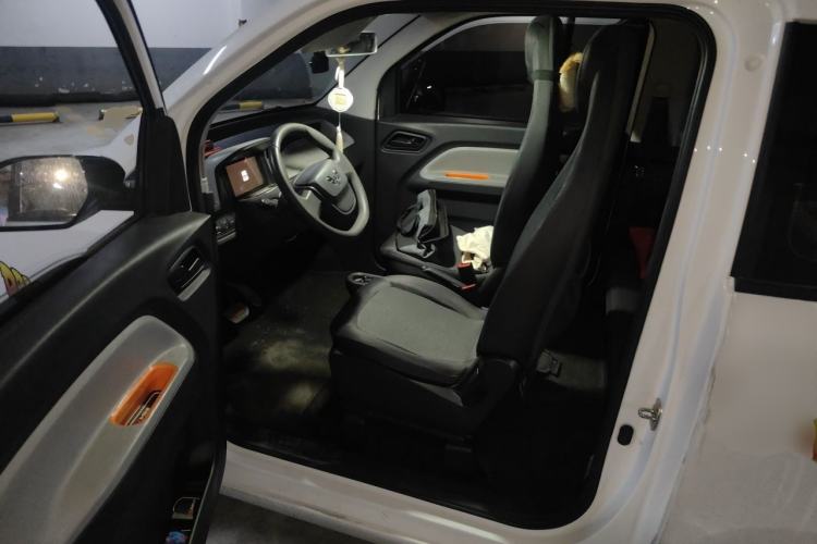 Used Wuling Hongguang MINIEV 2020 Freedom Version Lithium Iron Phosphate Driver Seat