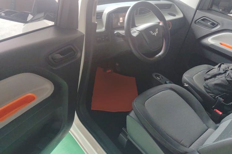 Used Wuling Hongguang MINIEV 2020 Freedom Version Lithium Iron Phosphate Driver Seat