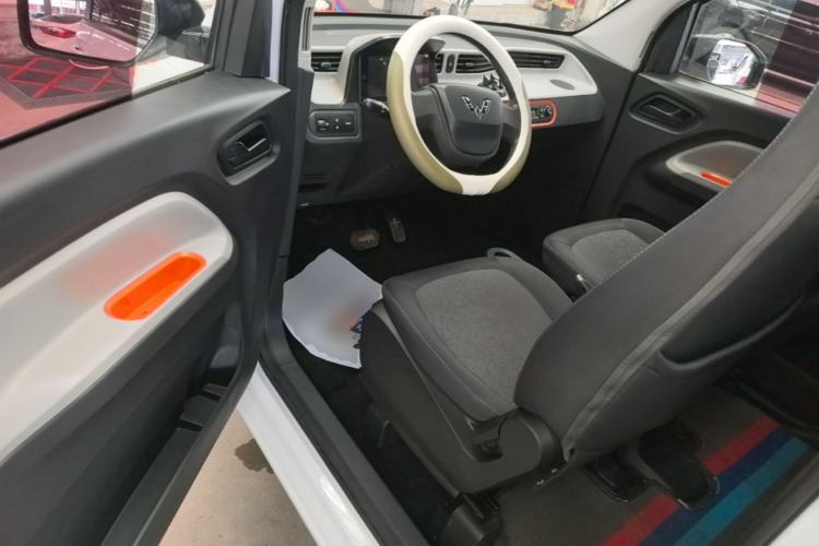 Used Wuling Hongguang MINIEV 2020 Enjoyment Model Lithium Iron Phosphate Driver Seat