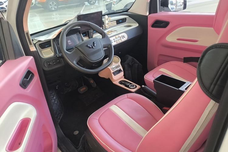 Used Wuling Hongguang MINIEV 2020 Enjoyment Model Lithium Iron Phosphate Driver Seat
