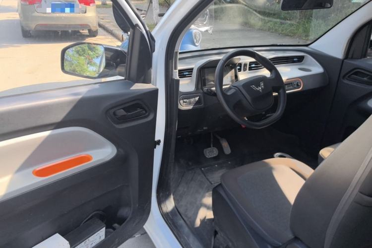 Used Wuling Hongguang MINIEV 2020 Lite Version Lithium Iron Phosphate Driver Seat