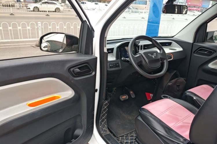 Used Wuling Hongguang MINIEV 2020 Zizai Version Lithium-NMC Driver Seat