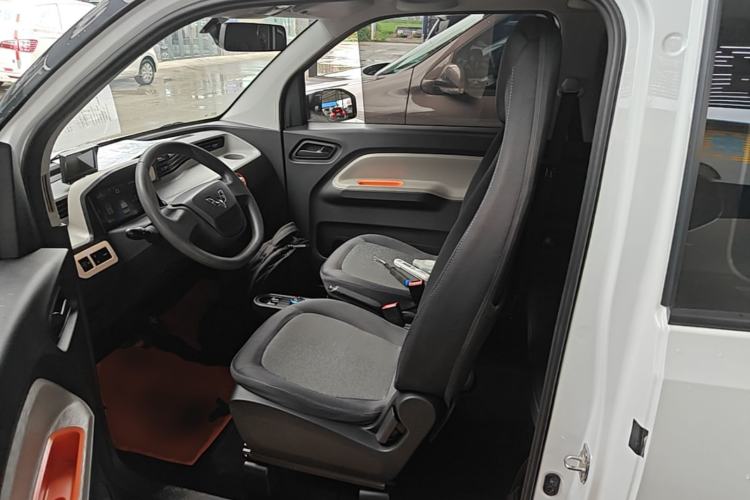 Used Wuling Hongguang MINIEV 2020 Freedom Version Lithium Iron Phosphate Driver Seat
