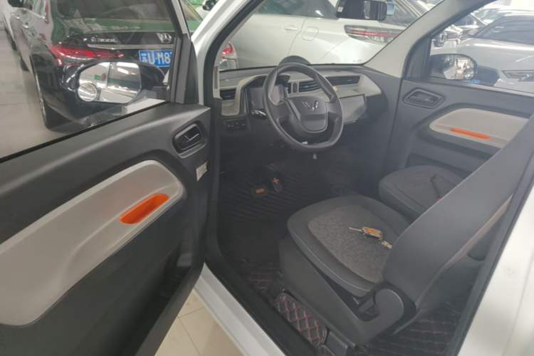 Used Wuling Hongguang MINIEV 2020 Enjoyment Model Lithium Iron Phosphate Driver Seat