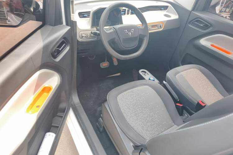 Used Wuling Hongguang MINIEV 2020 Enjoy Edition Lithium-Ion Battery Driver Seat