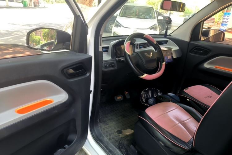 Used Wuling Hongguang MINIEV 2020 Zizai Version Lithium-NMC Driver Seat