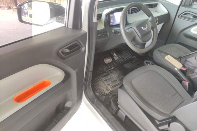 Used Wuling Hongguang MINIEV 2020 Enjoyment Model Lithium Iron Phosphate Driver Seat
