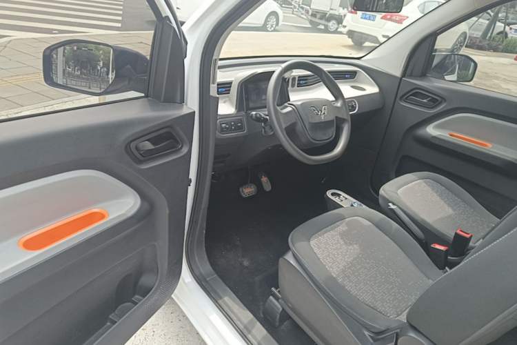 Used Wuling Hongguang MINIEV 2020 Enjoyment Model Lithium Iron Phosphate Driver Seat